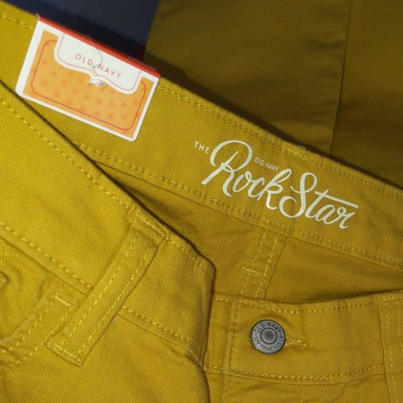 Super Skinny Low Rise Stretch Pant (Size 6} - Picture 4 of 5